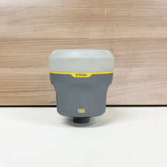 Claytis Claytis Approved Equipment Trimble R10 GNSS Receiver (410-470Mhz – FULL OPTION)